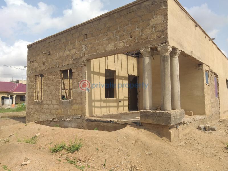 3 bedroom House For Sale Everpure Water Battling Company Kasoa Awutu-Senya East Central Region - 1