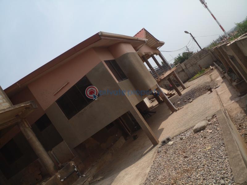 8 bedroom Block of Flats For Sale Pokuase (Pokoasi) Ga West Municipal Accra - 24