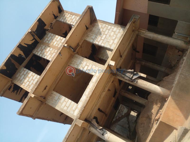8 bedroom Block of Flats For Sale Pokuase (Pokoasi) Ga West Municipal Accra - 2