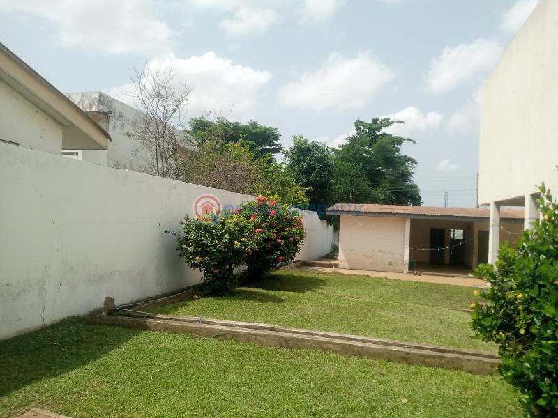 8 bedroom Commercial Property For Sale North Dzorwulu Dzorwulu Accra - 5