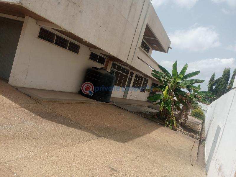 8 bedroom Commercial Property For Sale North Dzorwulu Dzorwulu Accra - 4