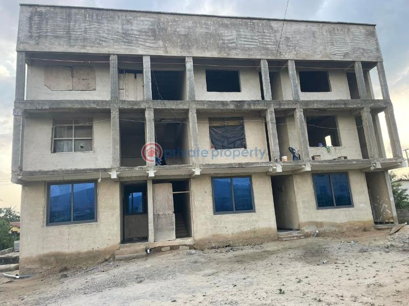 9 bedroom Apartment For Sale Danfa Ayimensah Accra Metropolitan  - 1