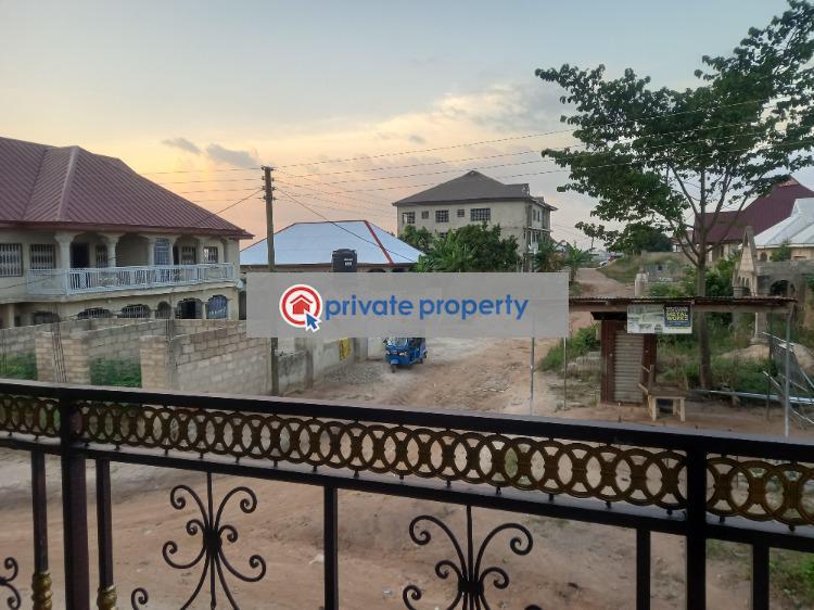 9 bedroom House For Sale &nbsp;kenyasi Adwumam Near Mampongteng. Kumasi Metropolitan Ashanti - 9