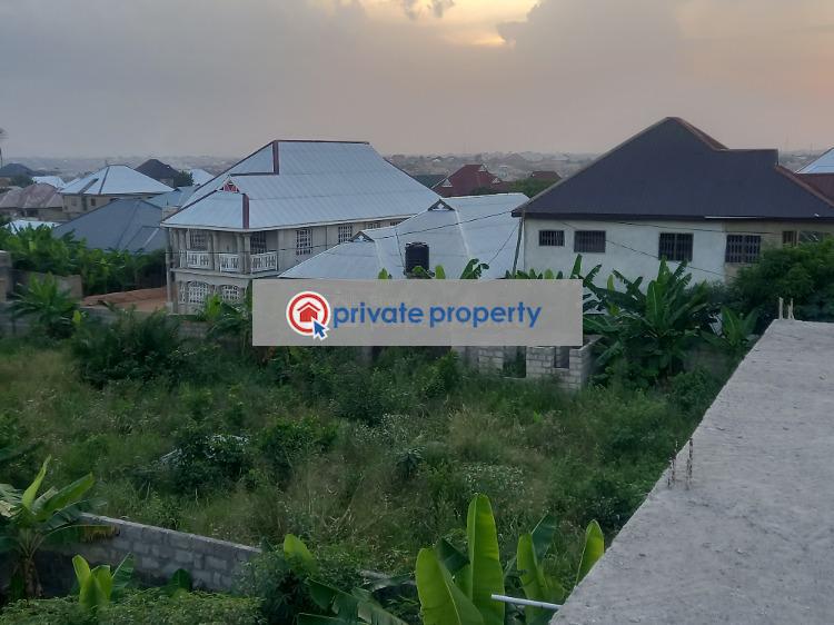 9 bedroom House For Sale &nbsp;kenyasi Adwumam Near Mampongteng. Kumasi Metropolitan Ashanti - 8