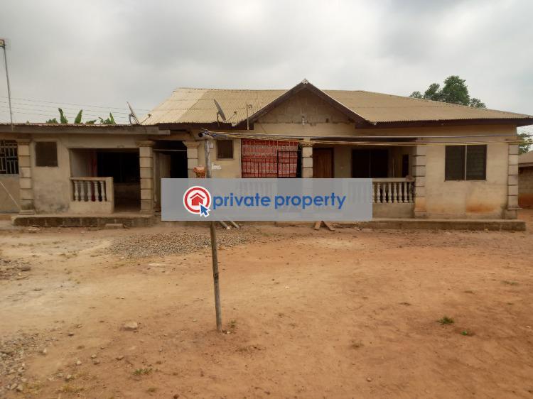 9 bedroom House For Sale &nbsp;heman Neat Mampongteng. Kwabre Ashanti - 8