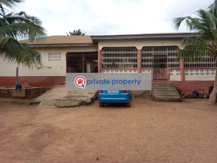 9 bedroom House For Sale &nbsp;akokuamo, Near Parkoso, Fumesua Asokore Mampong. Kumasi Metropolitan Ashanti - 3