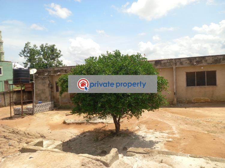 9 bedroom House For Sale &nbsp;kenyasi Nwamase. Kumasi Metropolitan Ashanti - 4