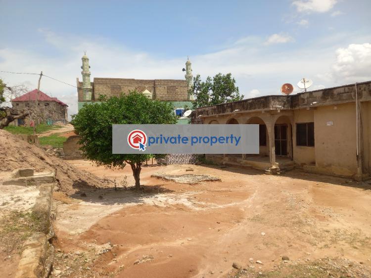 9 bedroom House For Sale &nbsp;kenyasi Nwamase. Kumasi Metropolitan Ashanti - 6