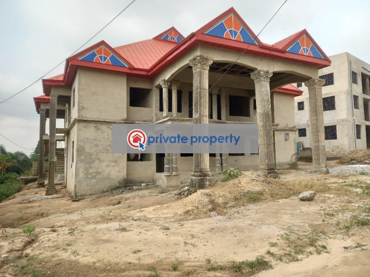 9 bedroom House For Sale &nbsp;buobai Near Asokore Mampong. Kumasi Metropolitan Ashanti - 2