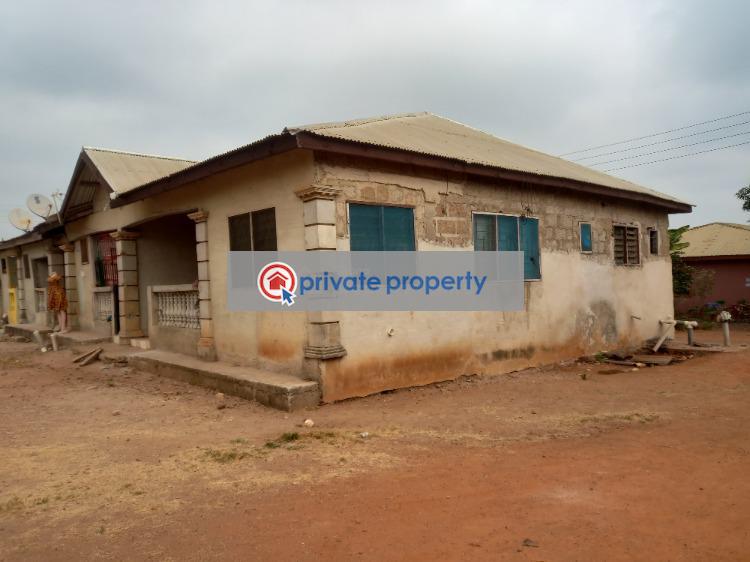 9 bedroom House For Sale &nbsp;heman Neat Mampongteng. Kwabre Ashanti - 6