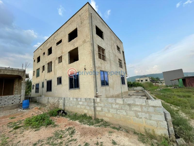 9 bedroom Apartment For Sale Ayimensah Accra Metropolitan  - 11