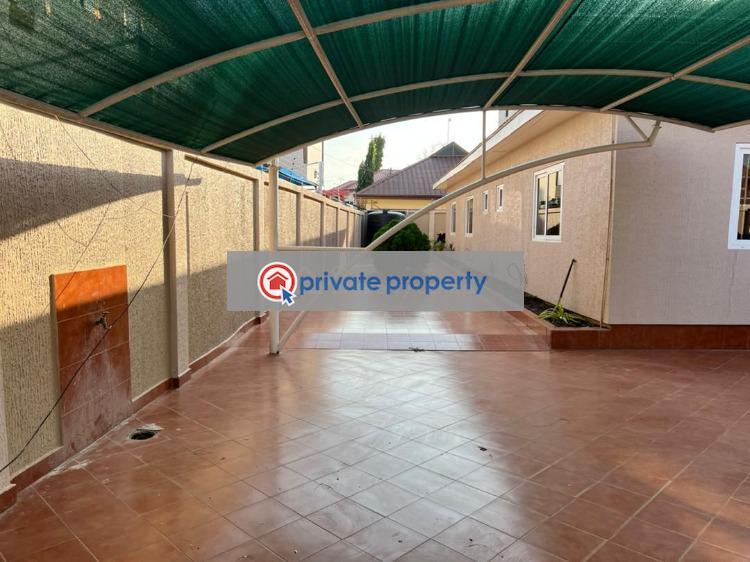 4 bedroom Detached Bungalow For Sale &nbsp;baatsona Estate Spintex Accra - 8