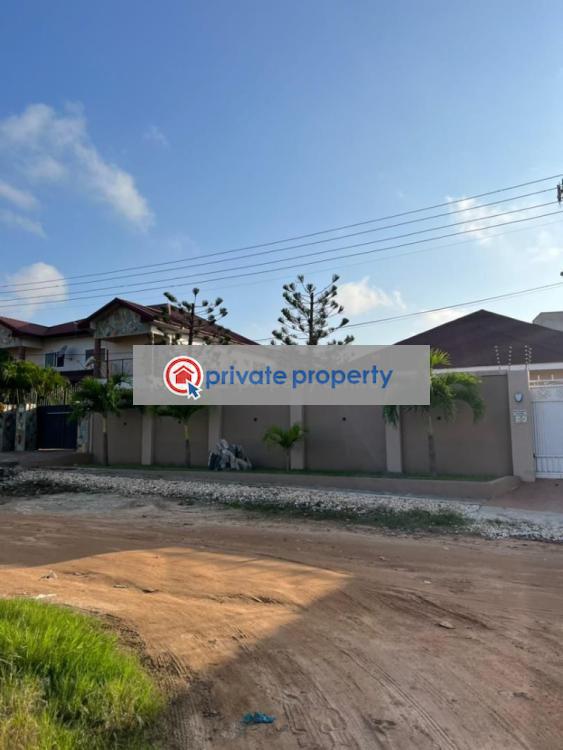 4 bedroom Detached Bungalow For Sale &nbsp;baatsona Estate Spintex Accra - 2