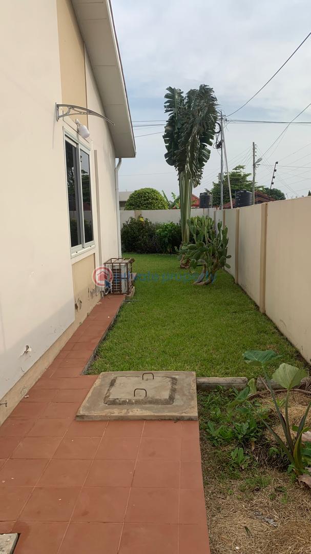 4 bedroom House For Rent Comm 18 Spintex Accra - 9