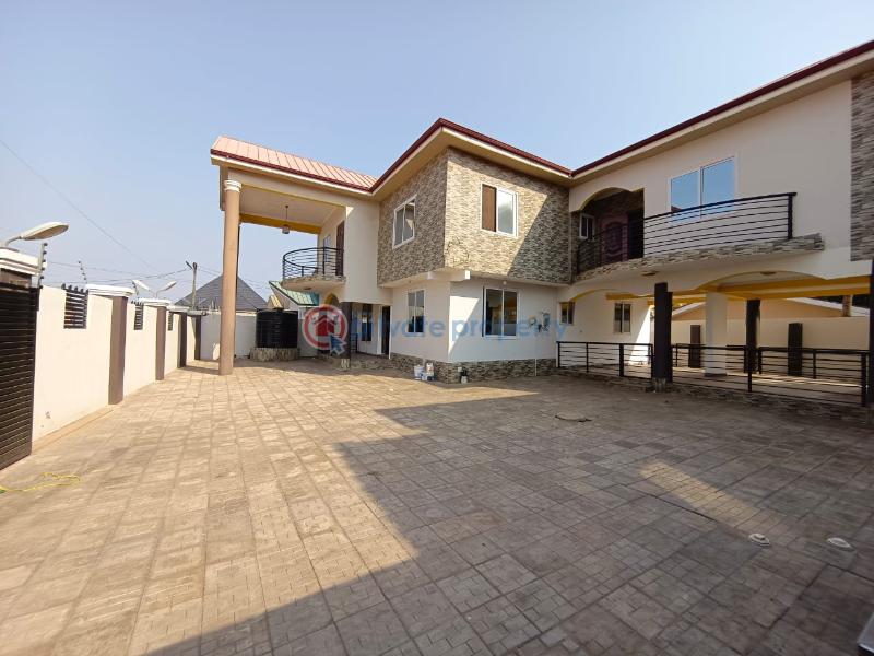 5 bedroom House For Sale Baatsonaa Spintex Accra - 7