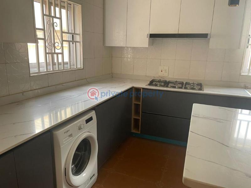7 bedroom House For Sale comm 25 Tema Accra - 1
