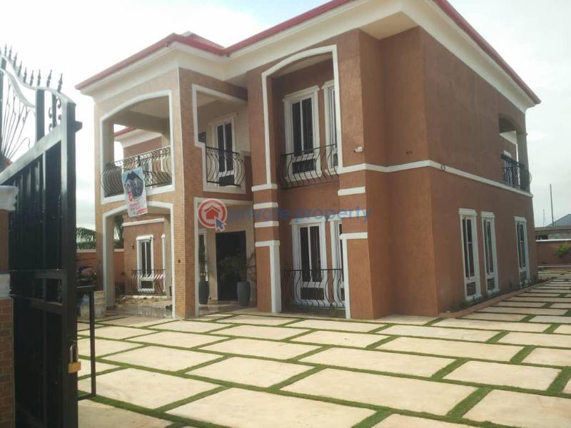 7 bedroom House For Sale comm 25 Tema Accra - 11