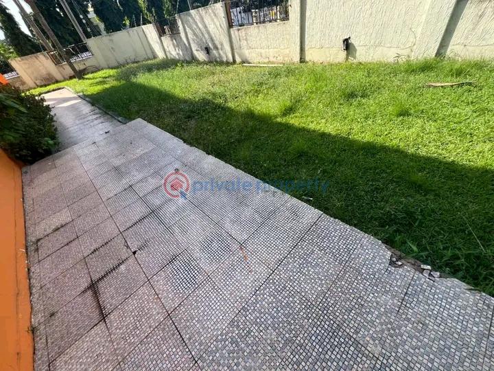 5 bedroom Commercial Property For Rent Airport Residential Area Accra - 3