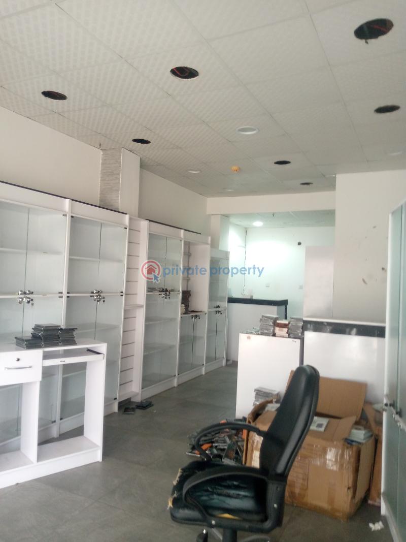 Shop For Rent Osu Accra - 2