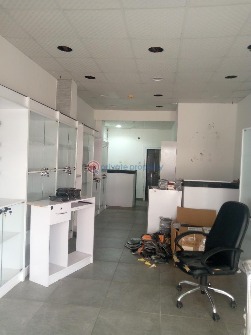Shop For Rent Osu Accra - 3
