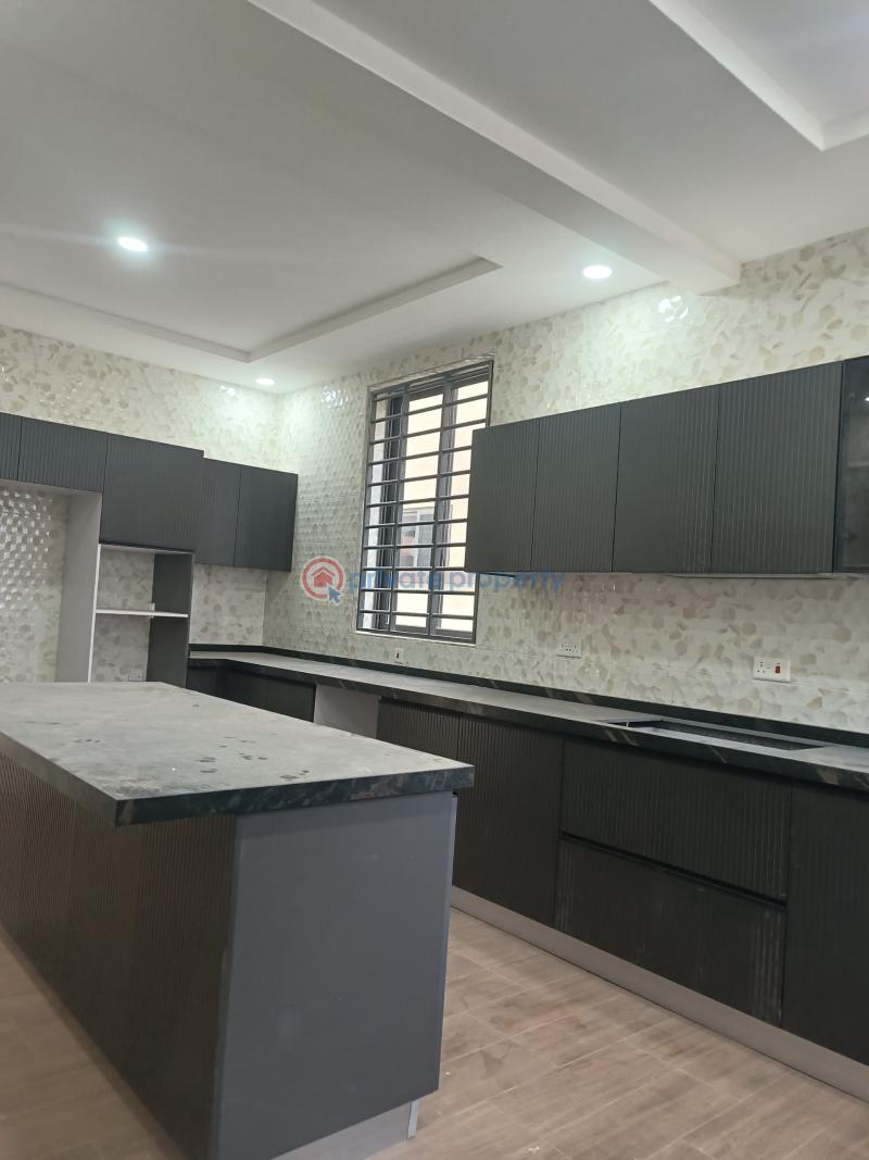 5 bedroom House For Sale East Legon Accra - 6