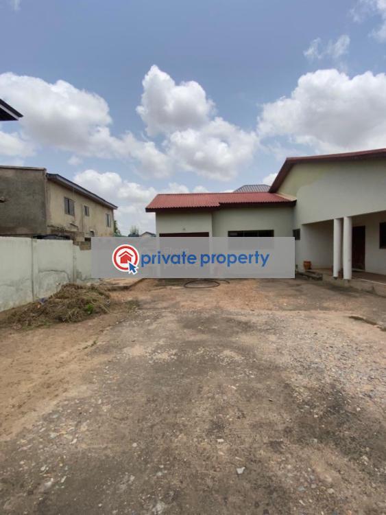 3 bedroom House For Sale &nbsp;agbogba Police Station Agbogba North Legon Accra - 1