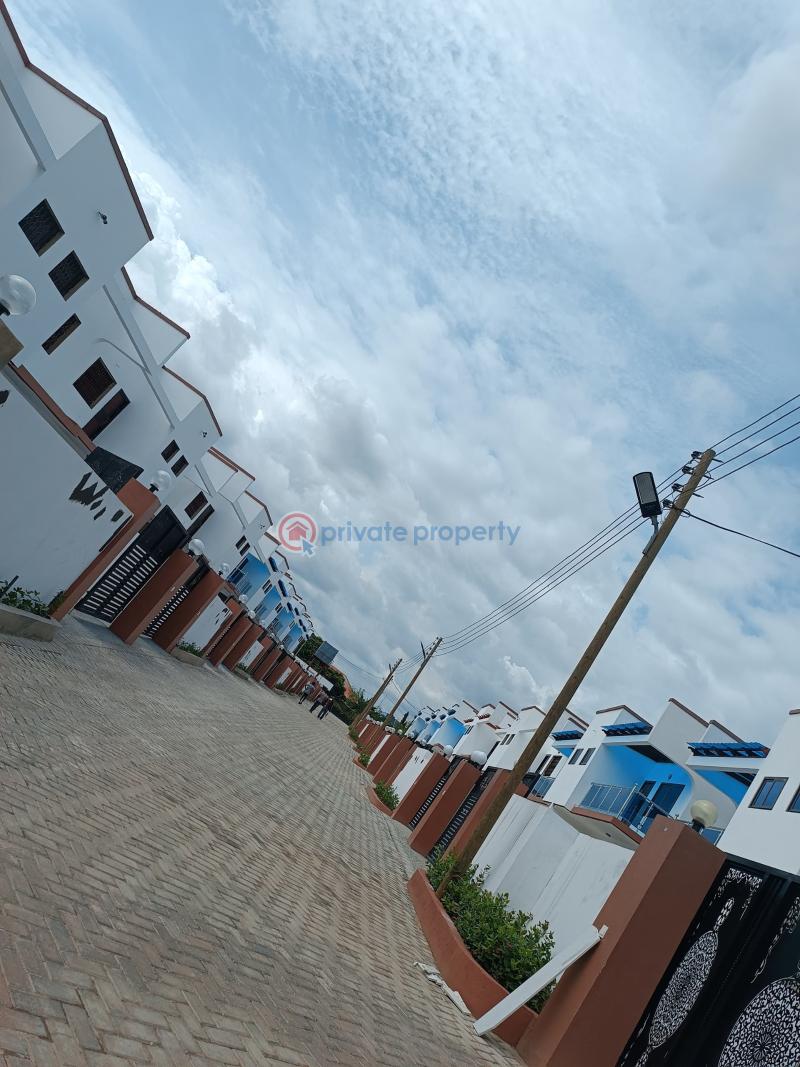 3 bedroom House For Rent Ashongman Estates Ga East Municipal Accra - 3
