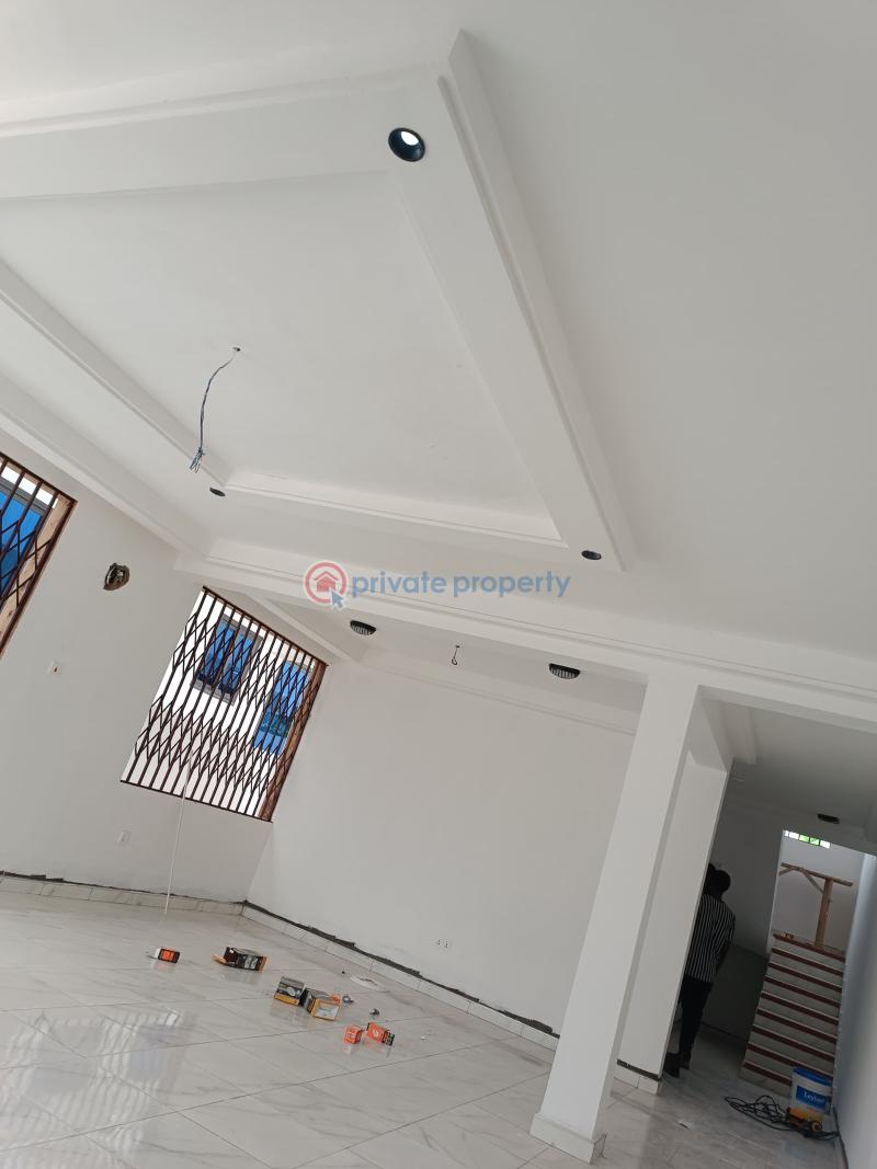 3 bedroom Semi detached Duplex For Sale Ashongman Estate Ga East Municipal Accra - 1