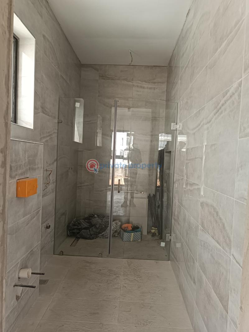 3 bedroom House For Sale Adjiringanor East Legon Accra - 2