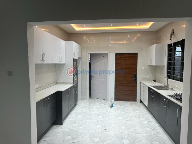 3 bedroom Detached Bungalow For Sale Lakeside Estates. Adenta Municipal Accra - 6