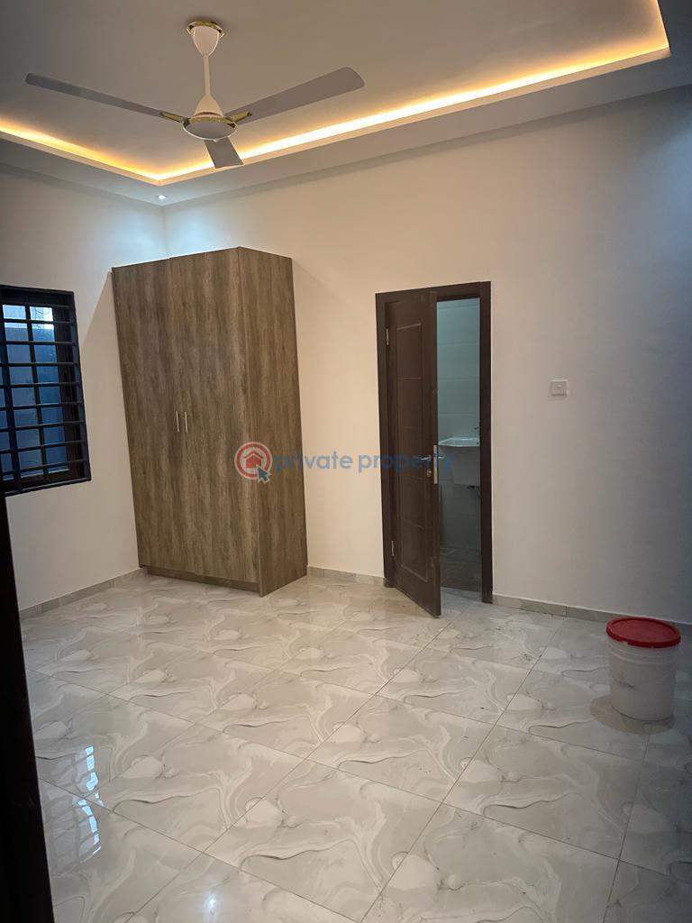 3 bedroom Detached Bungalow For Sale Lakeside Estates. Adenta Municipal Accra - 5