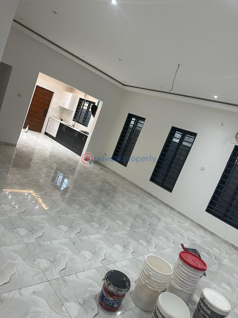 3 bedroom Detached Bungalow For Sale Lakeside Estates. Adenta Municipal Accra - 1
