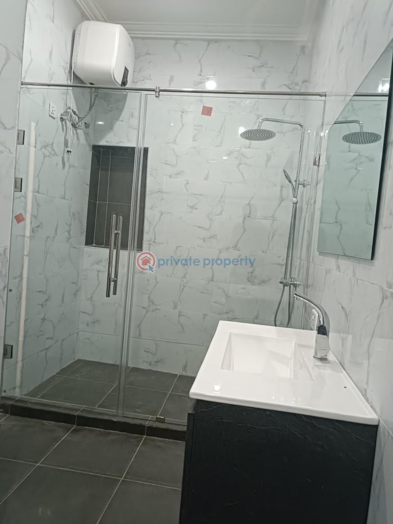 3 bedroom House For Sale Lakeside Estates. Adenta Municipal Accra - 0