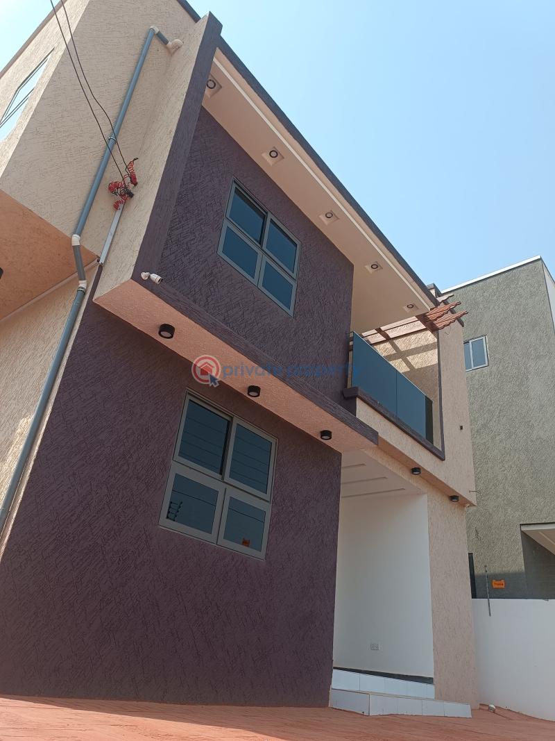 3 bedroom House For Sale Lakeside Estates. Adenta Municipal Accra - 13