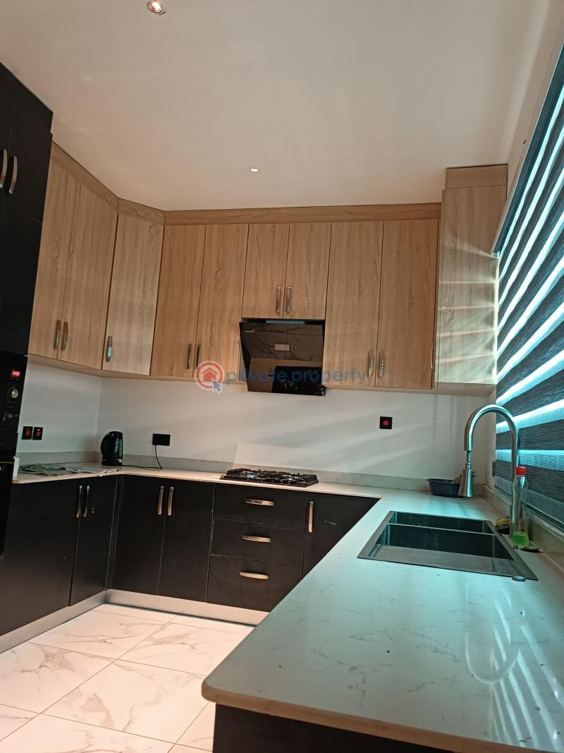 3 bedroom House For Sale Lakeside Estates. Adenta Municipal Accra - 6