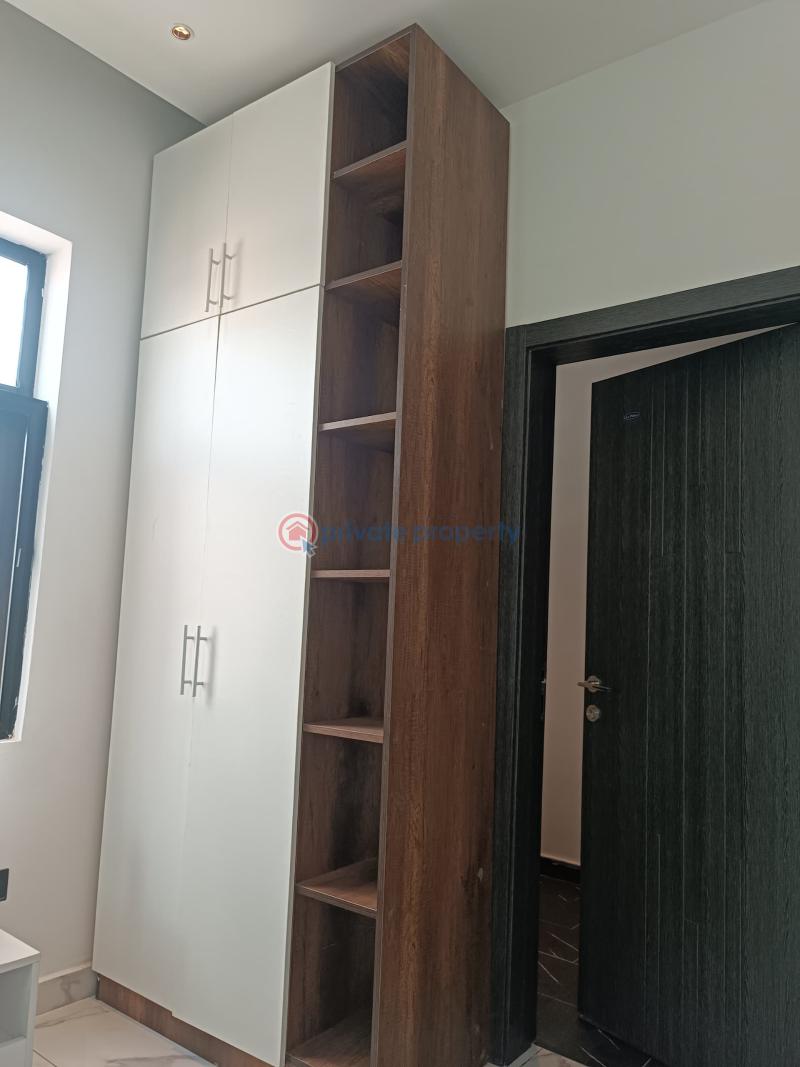 3 bedroom House For Sale Lakeside Estates. Adenta Municipal Accra - 14