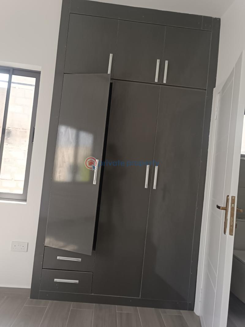 3 bedroom Townhouse For Sale North Legon Accra - 6