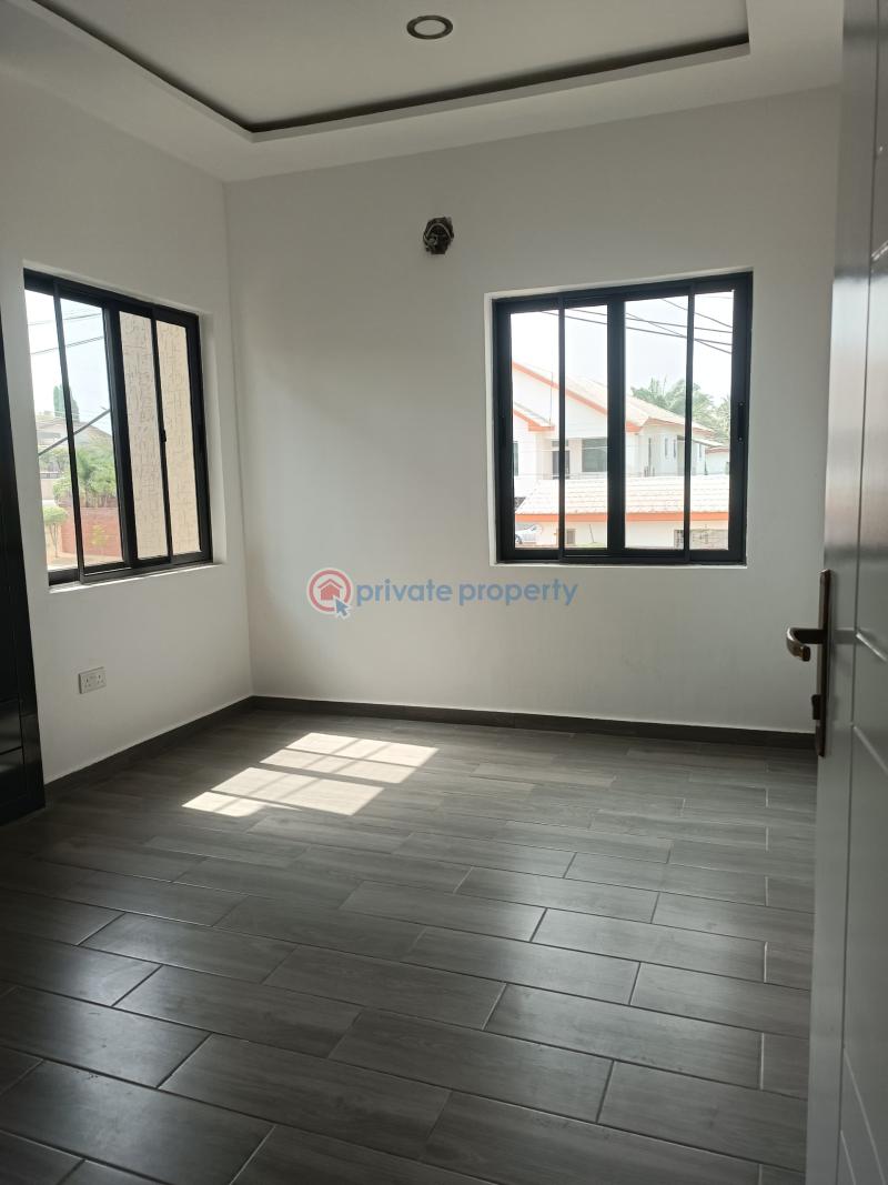3 bedroom Townhouse For Sale North Legon Accra - 10