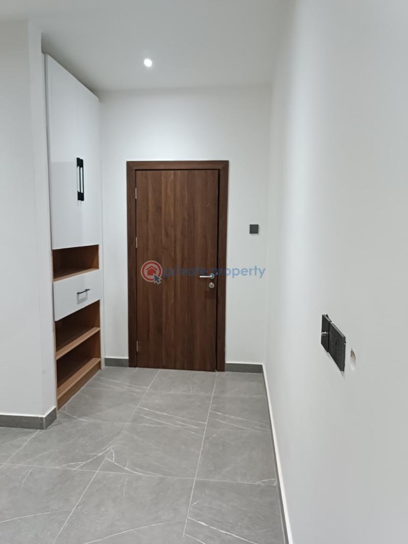 4 bedroom House For Sale Lakeside Estates. Adenta Municipal Accra - 0