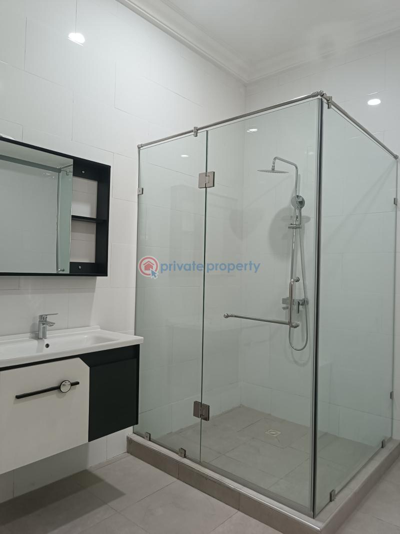 4 bedroom House For Sale Lakeside Estates. Adenta Municipal Accra - 12