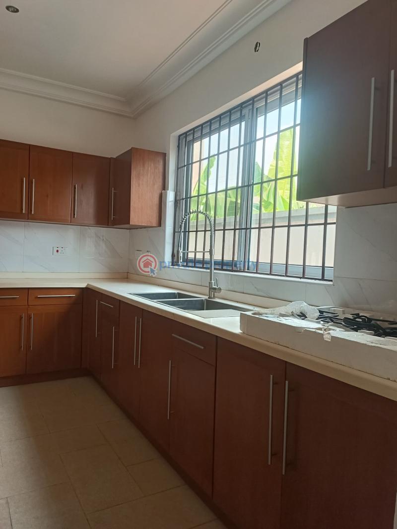 4 bedroom House For Sale Adjiringanor East Legon Accra - 4