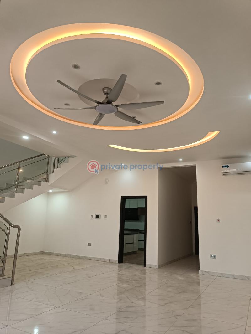 4 bedroom House For Sale Lakeside Estates. Adenta Municipal Accra - 4