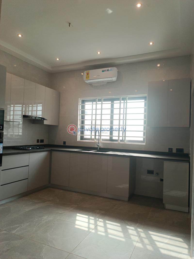 4 bedroom House For Sale Ogbojo East Legon Accra - 4
