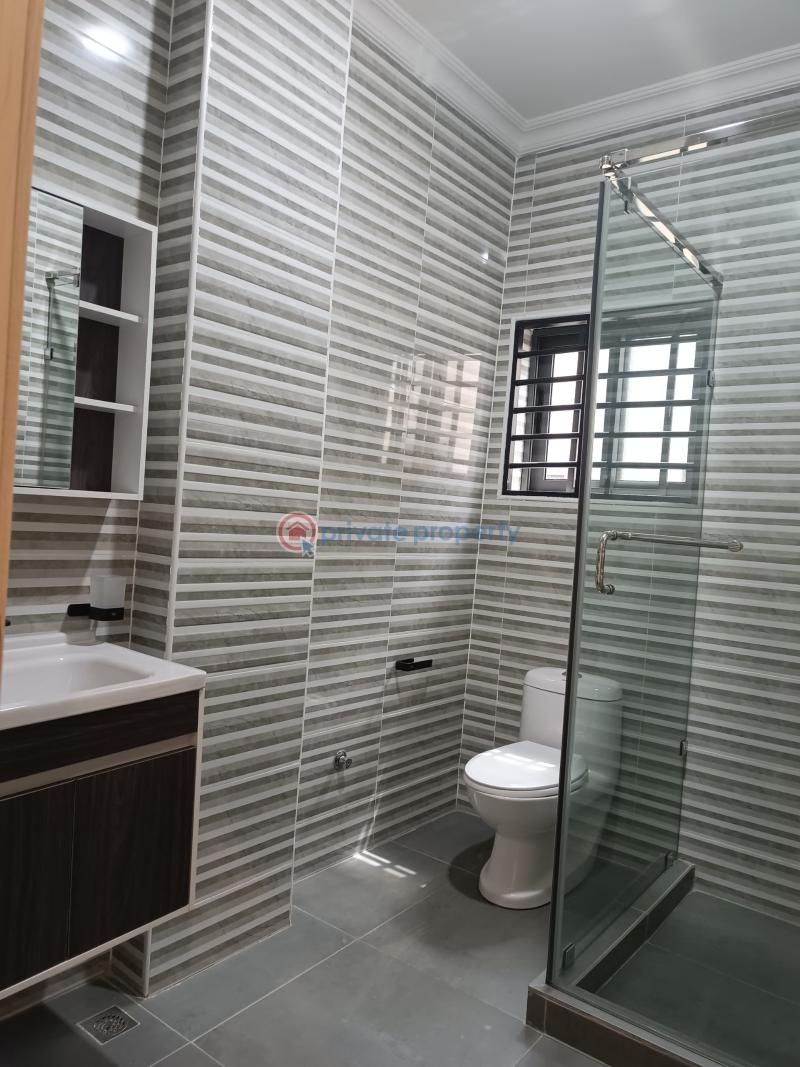 4 bedroom House For Sale Lakeside Estates. Adenta Municipal Accra - 11