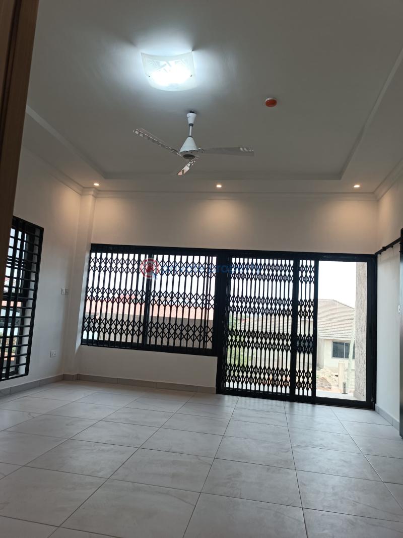 4 bedroom House For Sale Lakeside Estates. Adenta Municipal Accra - 5