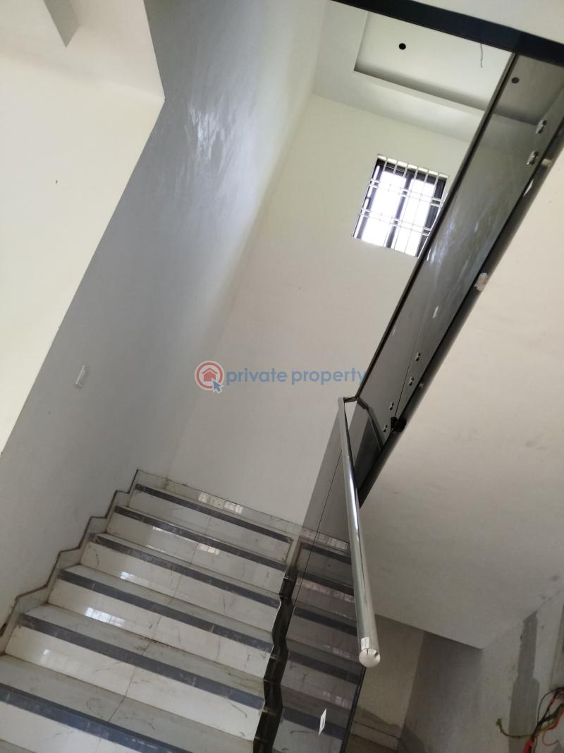 4 bedroom House For Sale Lakeside Estates. Adenta Municipal Accra - 9