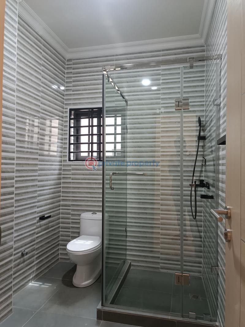 4 bedroom House For Sale Lakeside Estates. Adenta Municipal Accra - 9