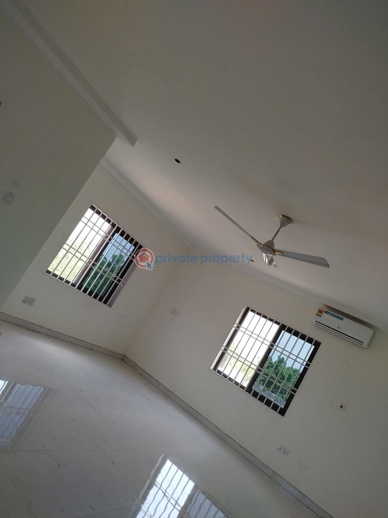 4 bedroom House For Sale Lakeside Estates. Adenta Municipal Accra - 2