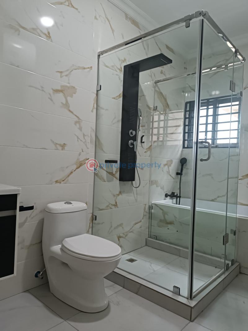 4 bedroom House For Sale Lakeside Estates. Adenta Municipal Accra - 2