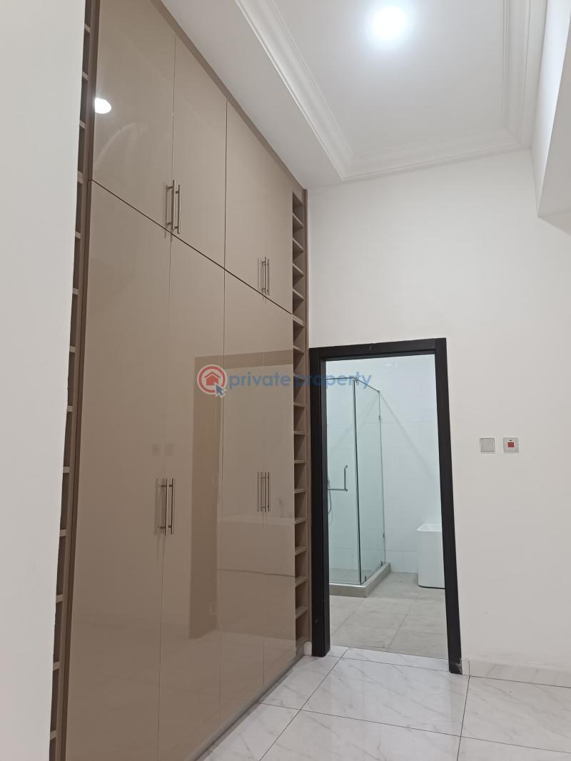 4 bedroom House For Sale Lakeside Estates. Adenta Municipal Accra - 11